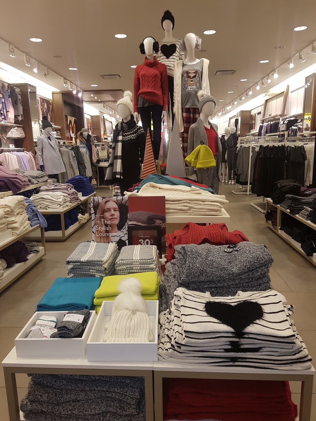 Reitmans | 999 Upper Wentworth St, Hamilton, ON L9A 4X5, Canada | Phone: (905) 385-5980