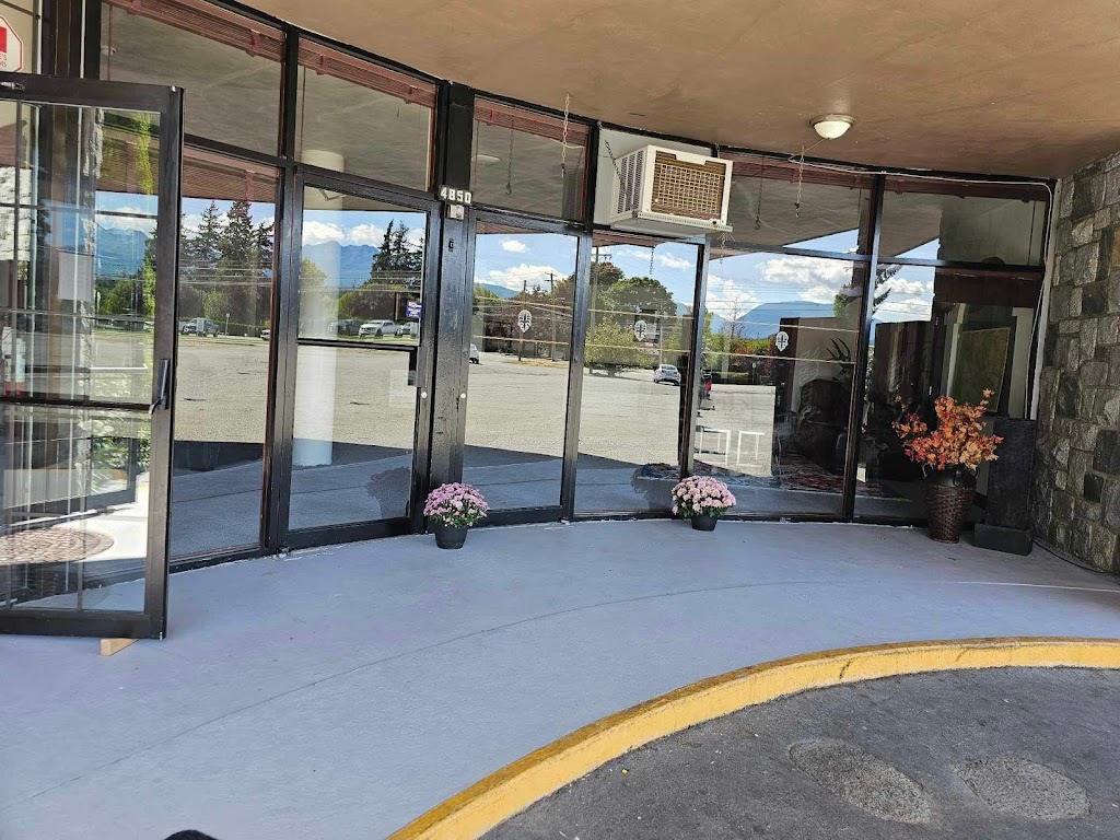 Ocean Marina Hotel | 4850 Beaver Creek Rd, Port Alberni, BC V9Y 7C8, Canada | Phone: (250) 724-2900