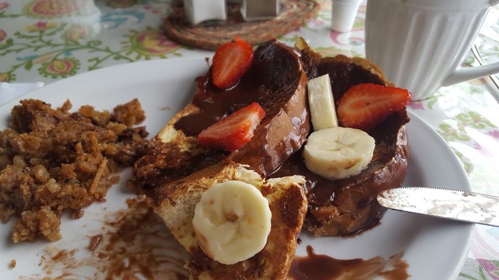 The Ole Farmhouse Café | Rosenort, MB R0G 1W0, Canada | Phone: (204) 746-3333