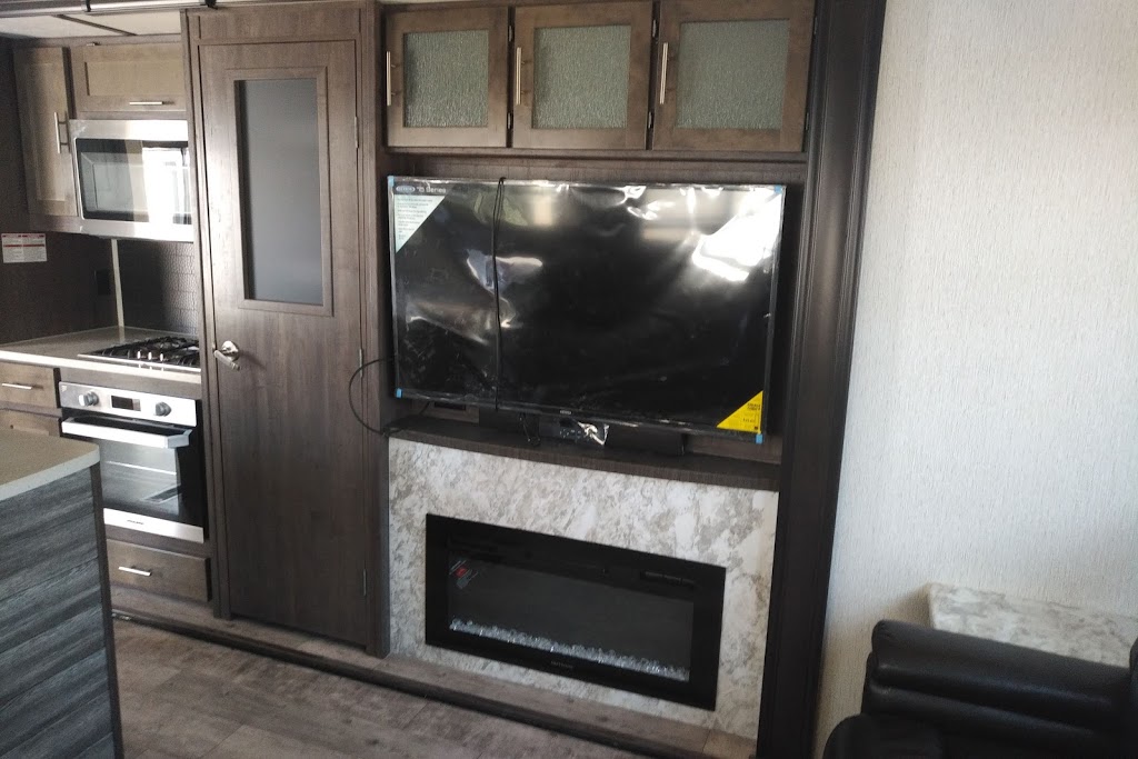 Sturgeon Woods RV | 1129 Mersea Road C Unit #1, RR#1, Point Pelee Dr, Leamington, ON N8H 3V4, Canada | Phone: (519) 326-1156
