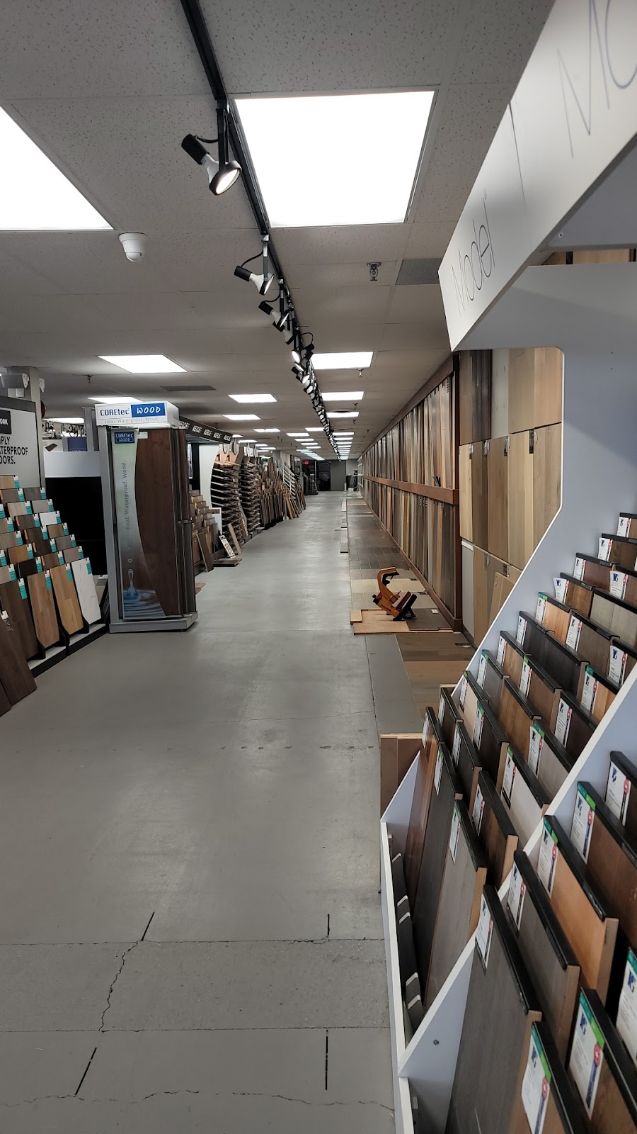 Fairmont Flooring Home Center | 1650 Dundas St E, Whitby, ON L1N 2K8, Canada | Phone: (905) 725-7171