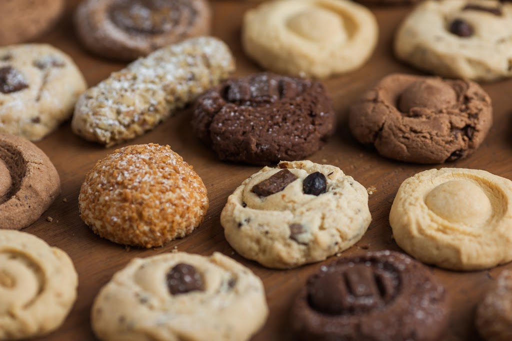 Mary Macleods Shortbread | 80 Galaxy Blvd #16, Etobicoke, ON M9W 4Y8, Canada | Phone: (416) 461-4576