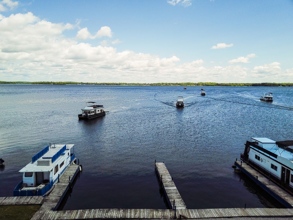 Happy Days Houseboat Rental ltd. | 5 Colony Rd, Bobcaygeon, ON K0M 1A0, Canada | Phone: (877) 475-2997