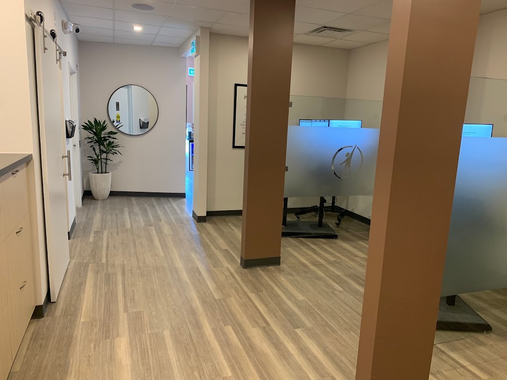 Divine Spine Burlington | 3247 Appleby Ln #11, Burlington, ON L7L 2X9, Canada | Phone: (289) 812-2434