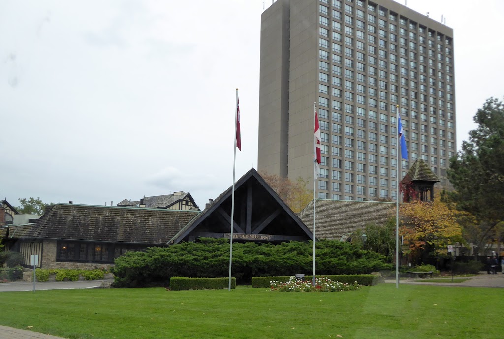 Old Mill Parkette | 5 Old Mill Rd, Etobicoke, ON M8X 1G5, Canada | Phone: (416) 338-4386