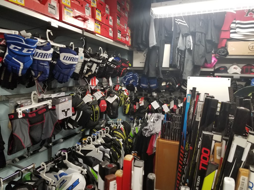 Rink Side Sports | 20 Randy Jones Way, Quispamsis, NB E2E 0B3, Canada | Phone: (506) 848-5913