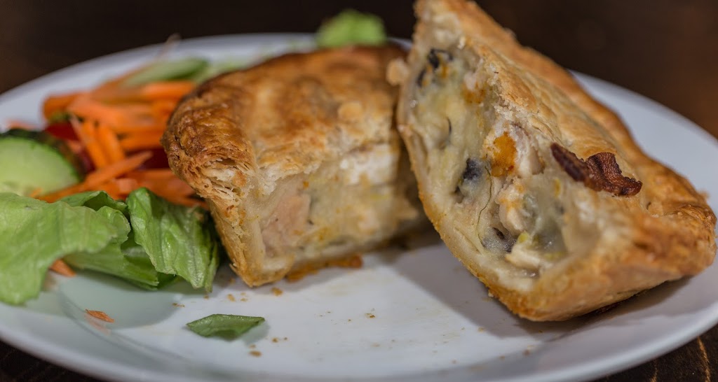The Pie Commission | meal takeaway | 887 Dundas St W, Toronto, ON M6J 1V9, Canada | 6473517437 OR +1 647-351-7437