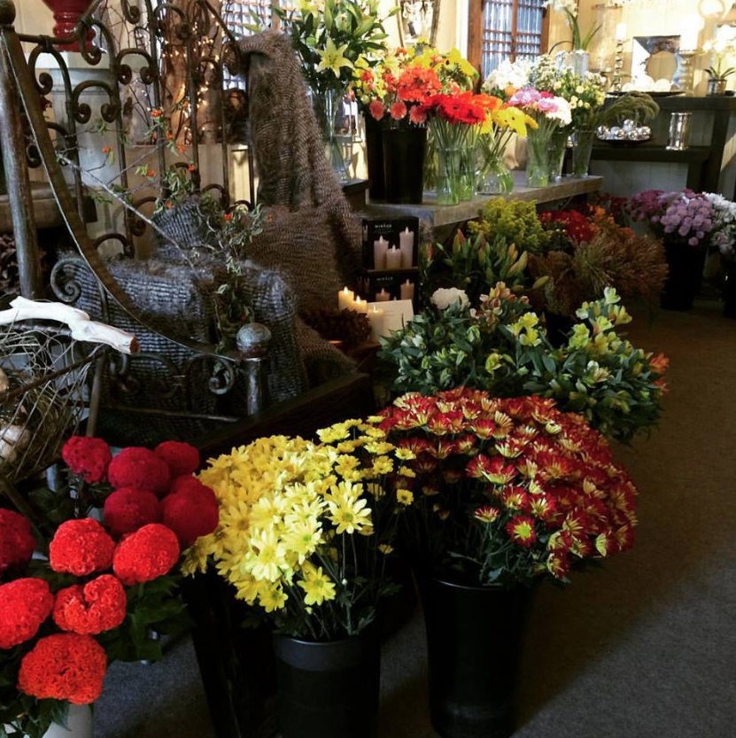 Streets Flower Shop | florist | 242 Coldwater Rd W, Orillia, ON L3V 3M1, Canada | 7053251351 OR +1 705-325-1351