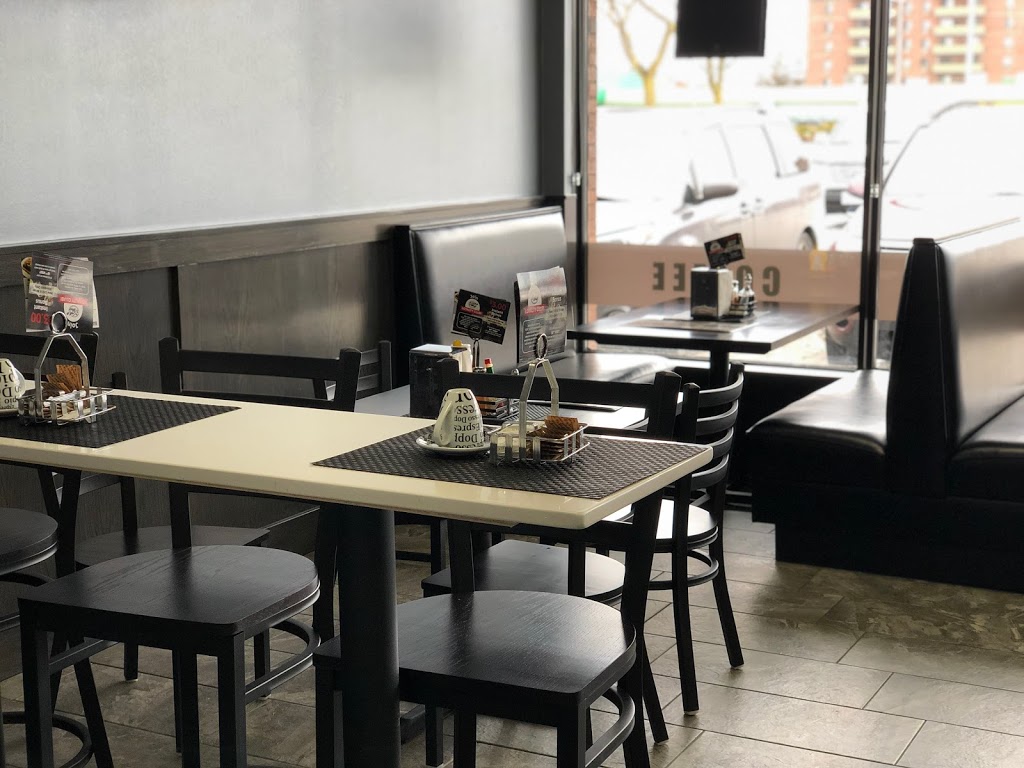 The Grill & Wrap | 1420 Ernest Ave, London, ON N6E 3B2, Canada | Phone: (519) 601-5919
