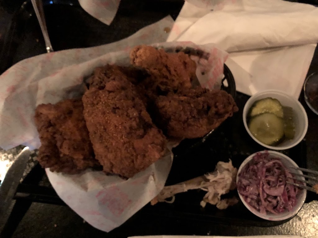 Magic Bird Fried Chicken | restaurant | 61 Sherbrook St, Winnipeg, MB R3C 2B3, Canada | 2046152977 OR +1 204-615-2977