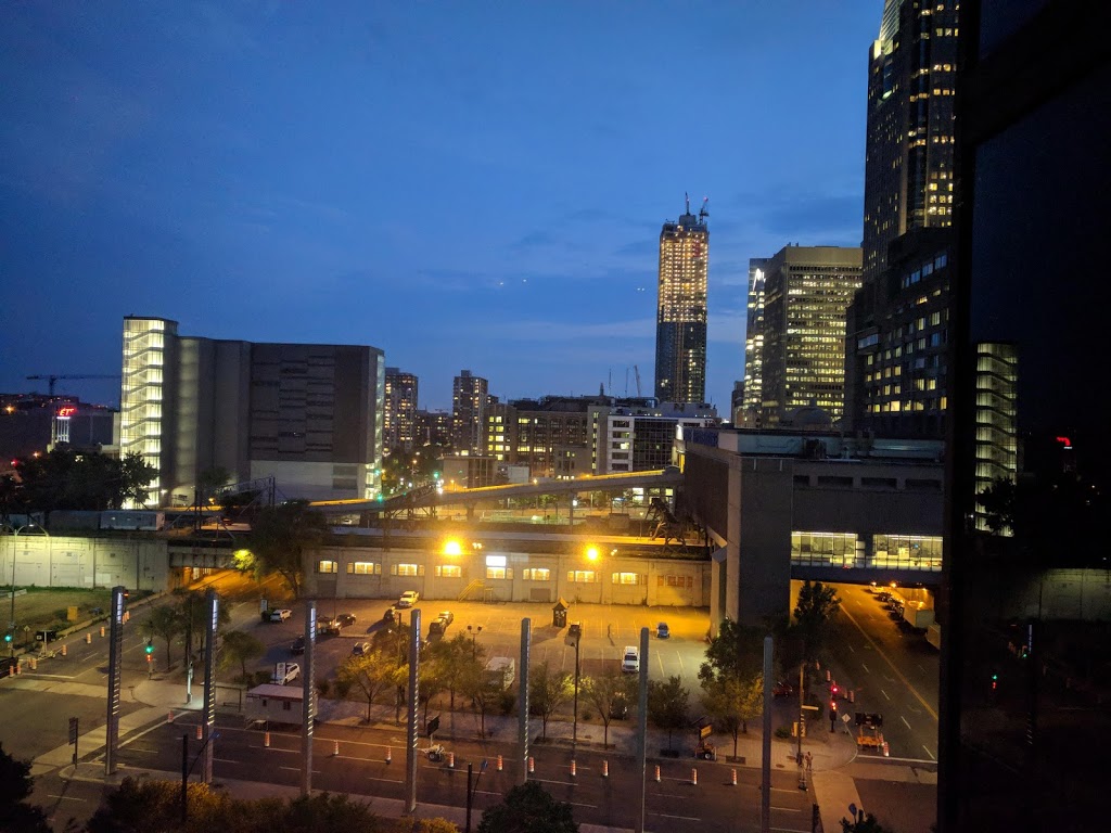 Hotel EVO | 777 Boulevard Robert-Bourassa, Montréal, QC H3C 3Z7, Canada | Phone: (514) 395-8558