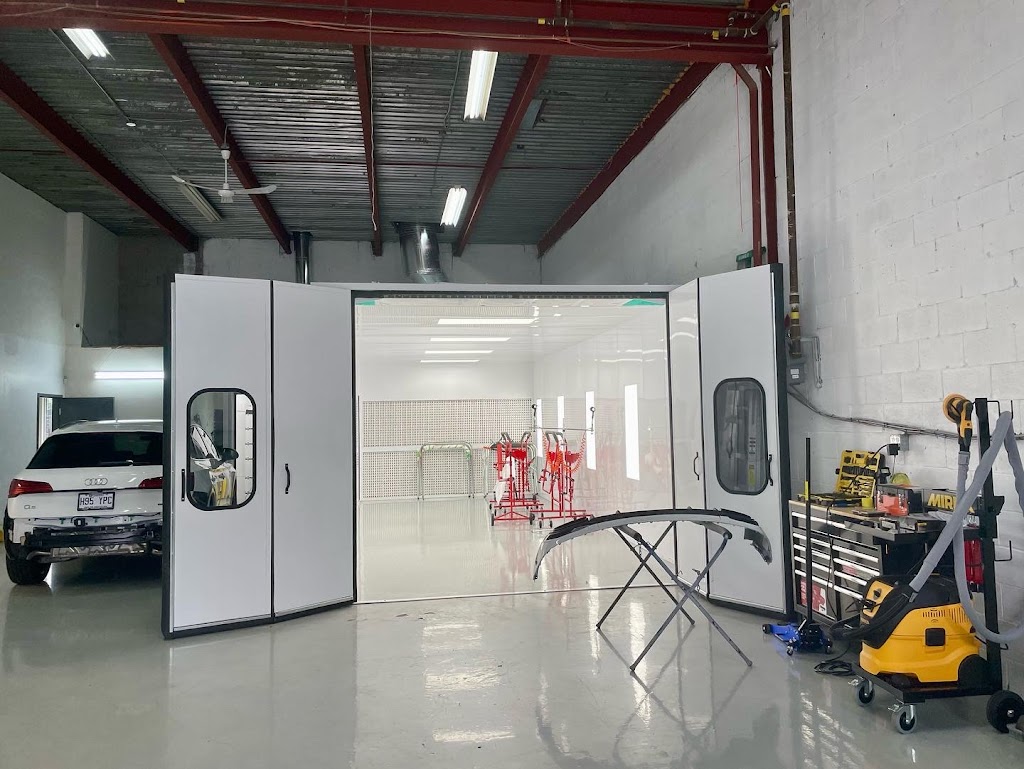 DrBumper Montreal | 5660 Chem. du Bois-Franc, Saint-Laurent, QC H4S 1A9, Canada | Phone: (514) 337-3555