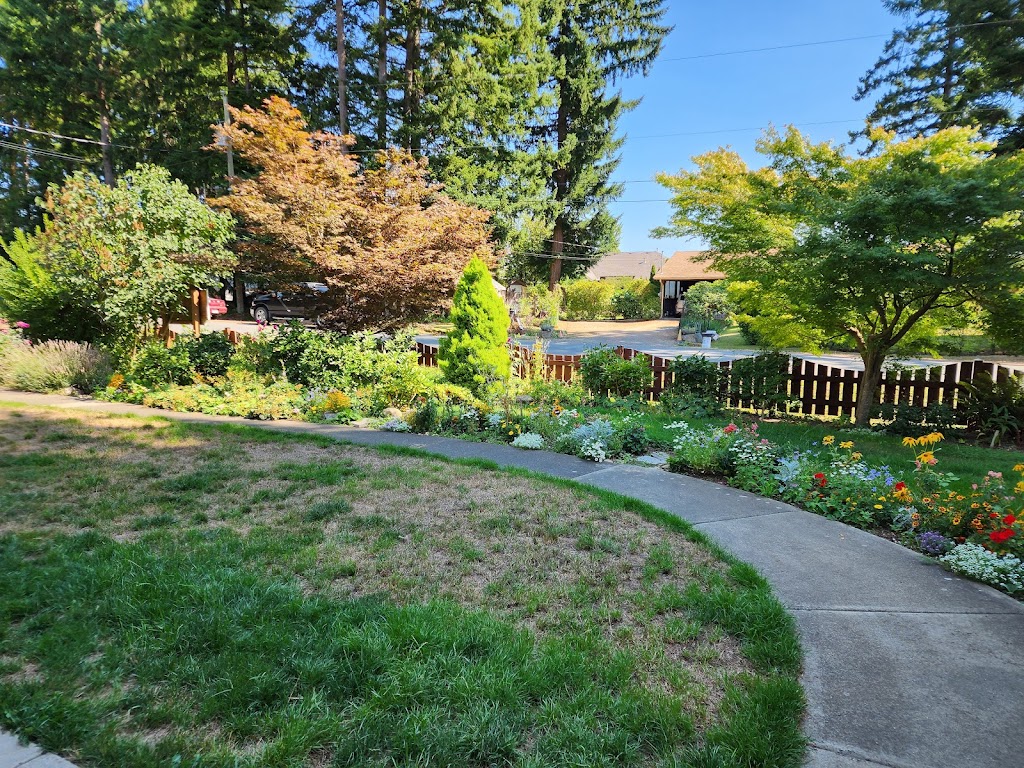 Cummings Home | 1926 Cummings Rd, Courtenay, BC V9N 0A3, Canada | Phone: (250) 897-0075
