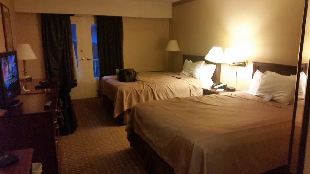 Travelodge by Wyndham Ottawa West | 1376 Carling Ave, Ottawa, ON K1Z 7L5, Canada | Phone: (613) 722-7600