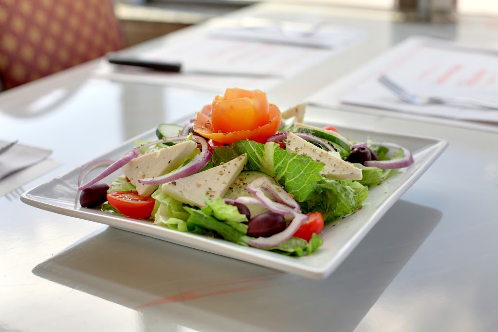 Restaurant Vincent | 6005 Boulevard Robert, Saint-Léonard, QC H1P 1M9, Canada | Phone: (514) 323-8694