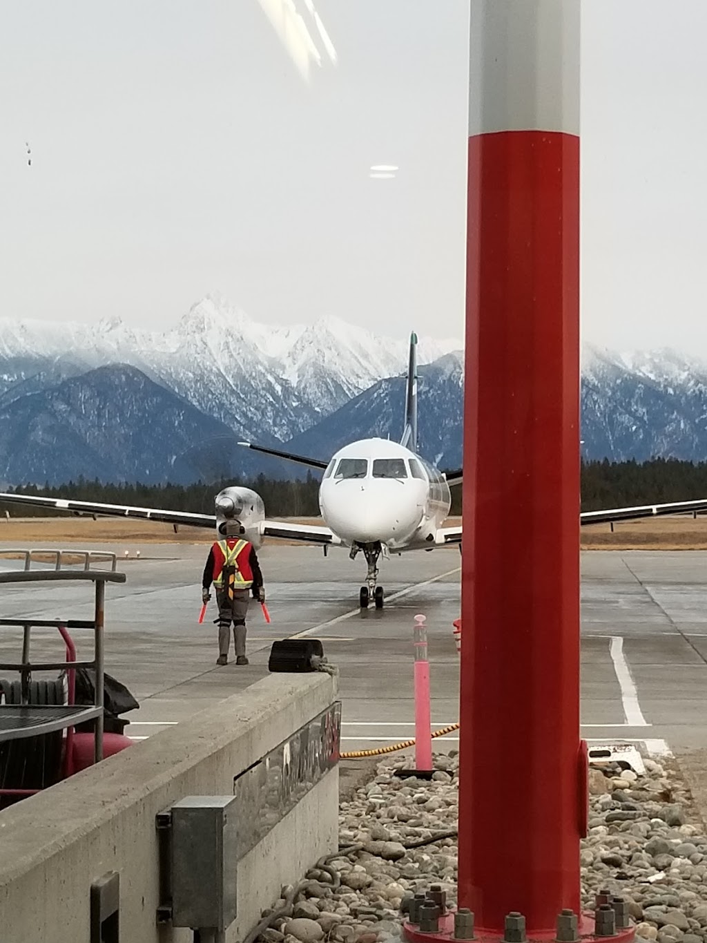 Canadian Rockies International Airport | 1-9370 Airport Access Rd, Cranbrook, BC V1C 7E4, Canada | Phone: (250) 426-7913