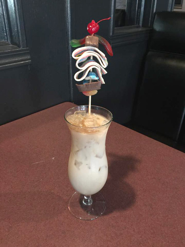 Pete & Roys Canadian Pub | 101 Main St, Rosetown, SK S0L 2V0, Canada | Phone: (306) 882-3323