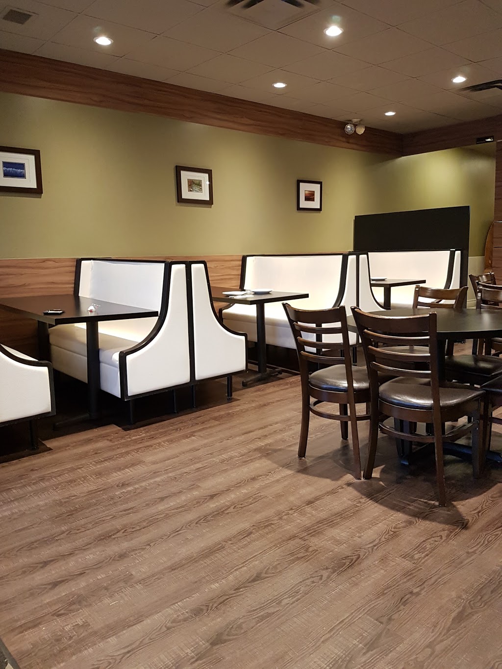 Aroma Kitchen | 566 Plains Rd E, Burlington, ON L7T 2E5, Canada | Phone: (289) 337-1999
