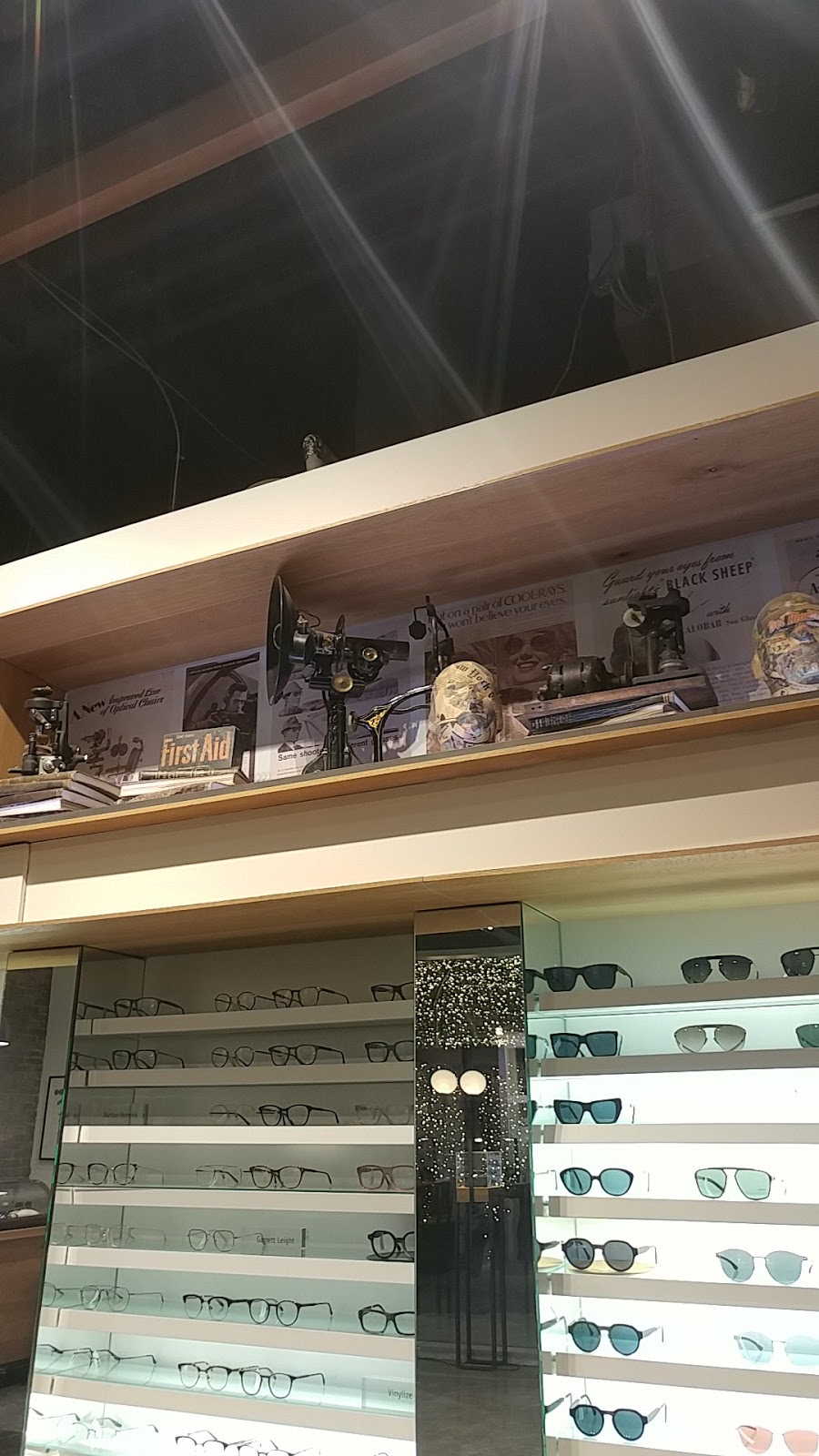 Spectacle | 18 Rack House Mews, Toronto, ON M5A 3C4, Canada | Phone: (416) 363-5300
