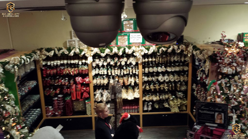 Christmas in Niagara Falls | 6380 Fallsview Blvd, Niagara Falls, ON L2G 7Y6, Canada | Phone: (905) 354-1185