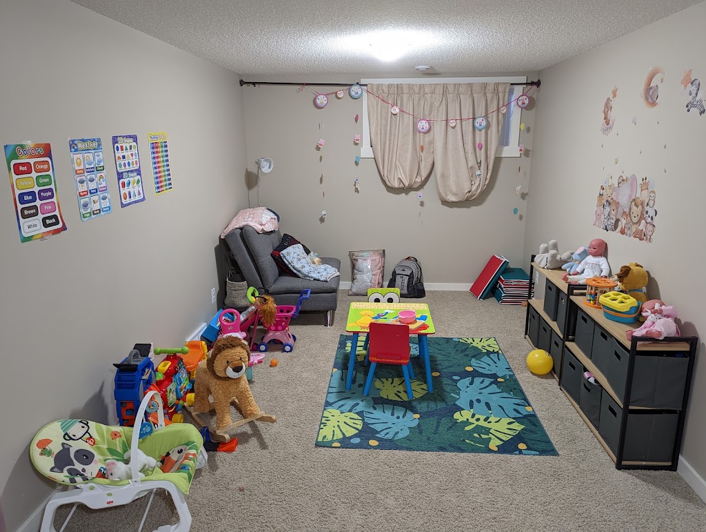 Giggle and Grow Dayhome | 195 Cooperstown Ln SW, Airdrie, AB T4B 2L2, Canada | Phone: (587) 577-9452