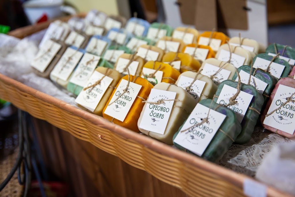 Huglis Blueberry Ranch, Country Market & Play Park | 2139 Greenwood Rd, Pembroke, ON K8A 6W2, Canada | Phone: (613) 638-1288