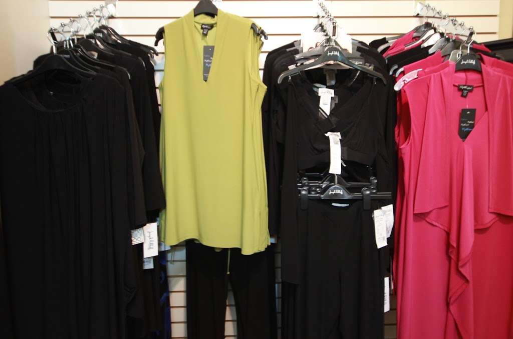 Portside Boutique | 312 St Lawrence St, Merrickville, ON K0G 1N0, Canada | Phone: (613) 269-4141