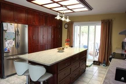 Les Cuisines Laprise | 122 Rue Auger, Donnacona, QC G3M 0E9, Canada | Phone: (418) 285-0400