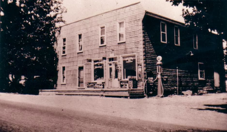 Old Favorites Bookshop Ltd | 132 ON-7, Locust Hill, ON L0H 1J0, Canada | Phone: (905) 294-3865