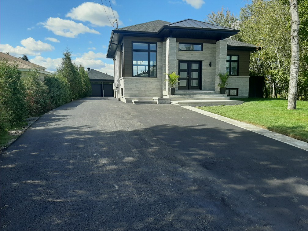 PavageTech MF | 230 rue de lInvestisseur, Saint-Lin - Laurentides, QC J5M 0R7, Canada | Phone: (514) 476-6464