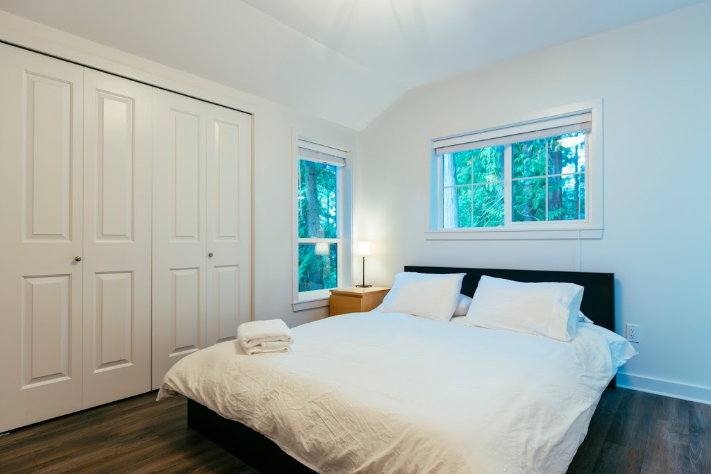Tillicum Bay Retreat | 5821 Tillicum Bay Rd, Sechelt, BC V0N 3A4, Canada
