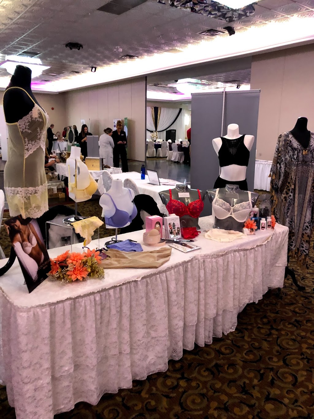 Gretas Flair Lingerie | 252 Ottawa St N, Hamilton, ON L8H 3Z7, Canada | Phone: (905) 545-9124