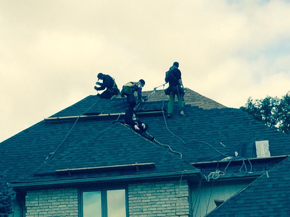 Maintenance brothers | 22 Bowhill Ln, Winnipeg, MB R3R 0J3, Canada | Phone: (204) 930-7663