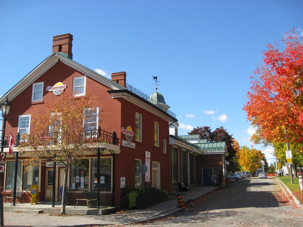 Gananoque Public Library | 100 Park St, Gananoque, ON K7G 2Y5, Canada | Phone: (613) 382-2436