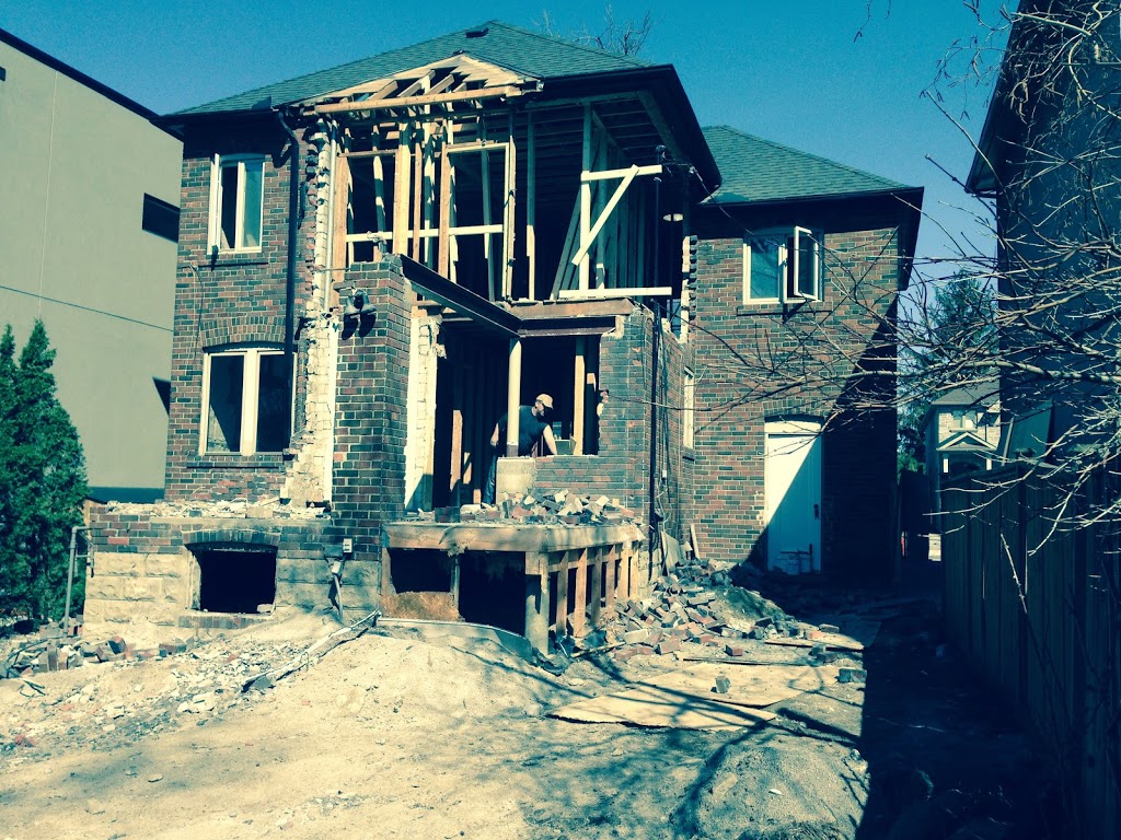 Acez Demolition and Renovation companies | 25 Portland St, Etobicoke, ON M8Y 1A6, Canada | Phone: (416) 894-4026