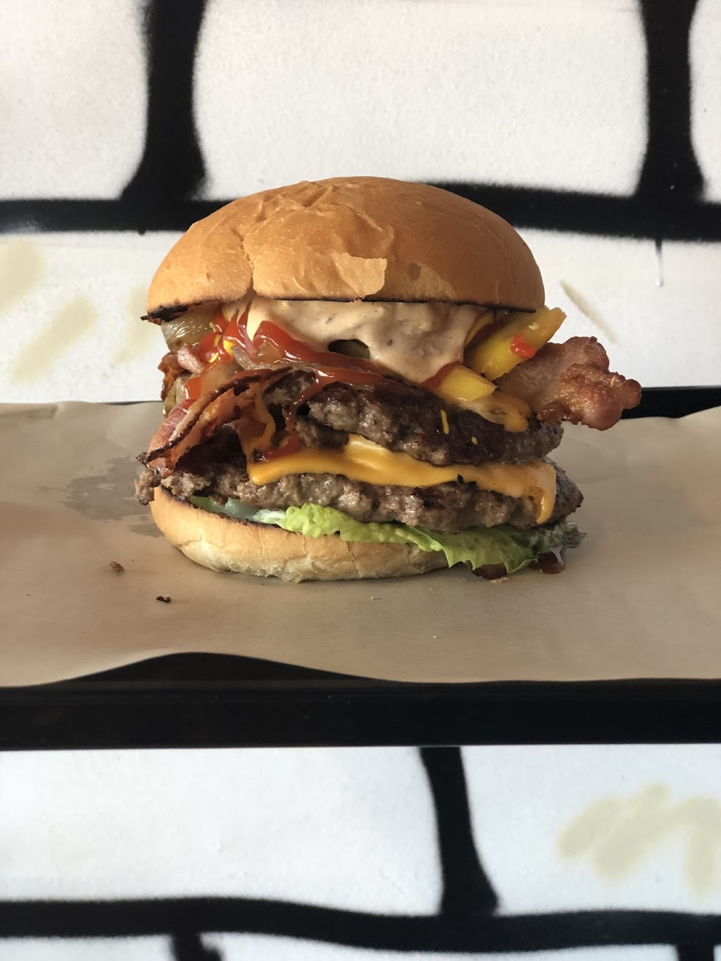 Bronx Burger | 162 Hamilton Regional Rd 8, Stoney Creek, ON L8G 1C3, Canada