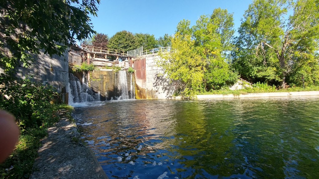 Parc St-Pierre | 1M0, Soulanges Canal Trail, Pointe-des-Cascades, QC J0P 1M0, Canada
