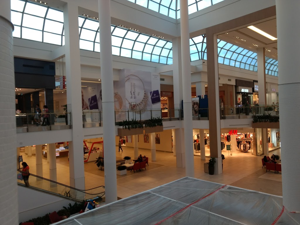 Oakville Place | 240 Leighland Ave, Oakville, ON L6H 3H6, Canada | Phone: (905) 842-2140