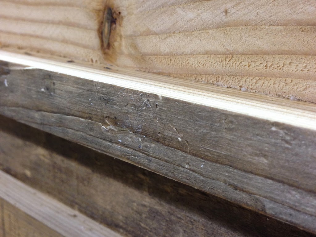 Réuse inc. Bois recyclé + passion + design | 1060 Rue de Cherbourg local 60, Sherbrooke, QC J1K 2N8, Canada | Phone: (819) 574-3004
