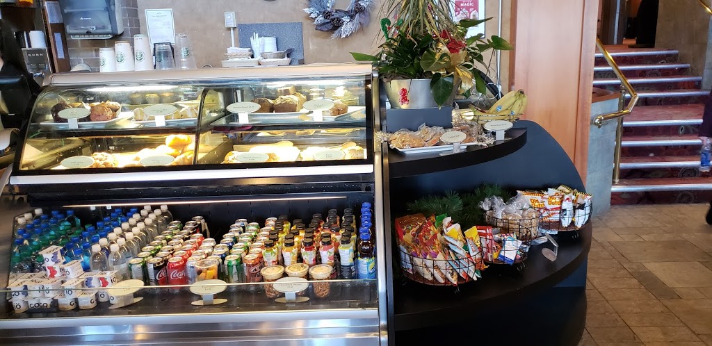Miss Margarets | 100 Esplanade Ave, Harrison Hot Springs, BC V0M 1K0, Canada | Phone: (604) 796-2244