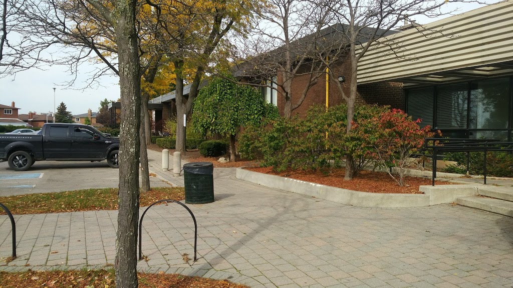 Northwood Swimming Pool | 15 Clubhouse Ct, North York, ON M3L 2K5, Canada | Phone: (416) 395-6695