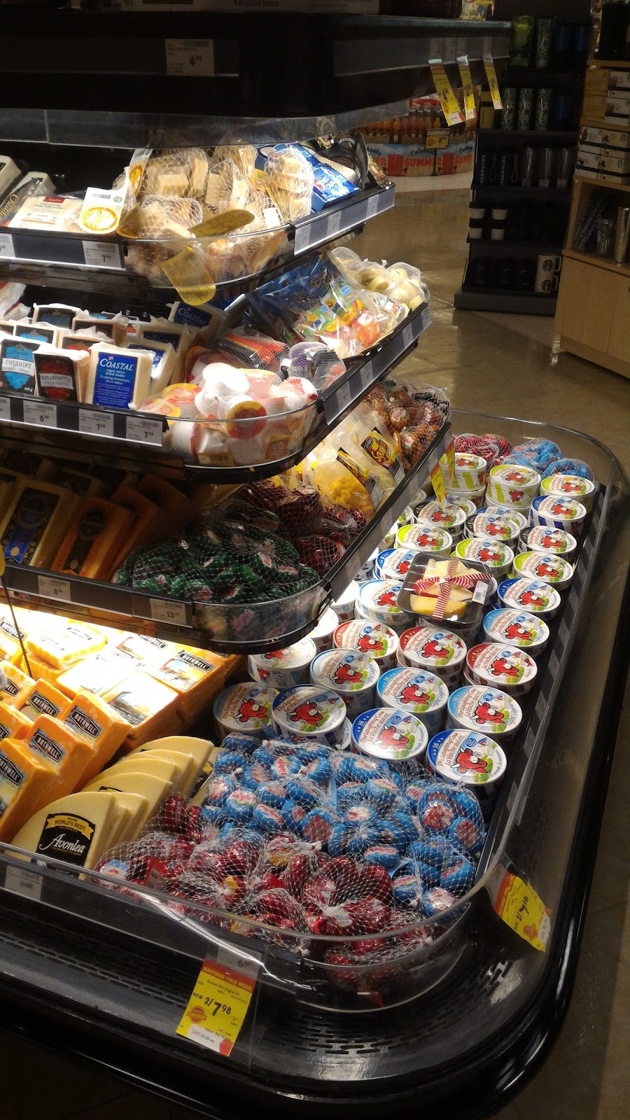Safeway Beddington Square | 8120 Beddington Blvd NW, Calgary, AB T3K 2A8, Canada | Phone: (403) 295-6895