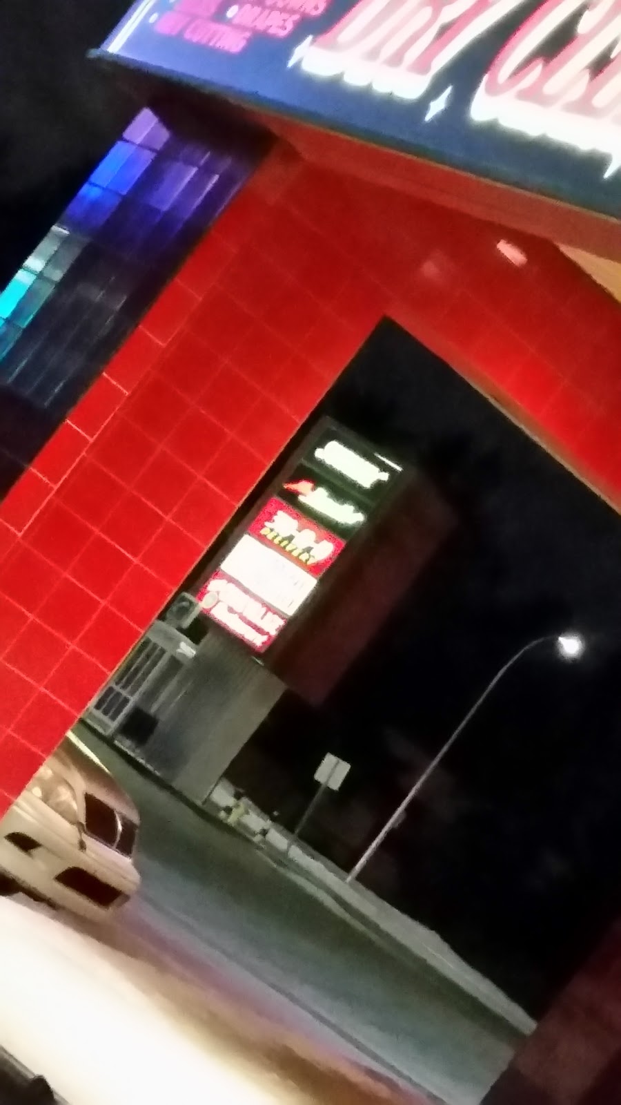 Pizza Hut | 9016 75 Street NW, Edmonton, AB T6C 2H4, Canada | Phone: (780) 310-1010