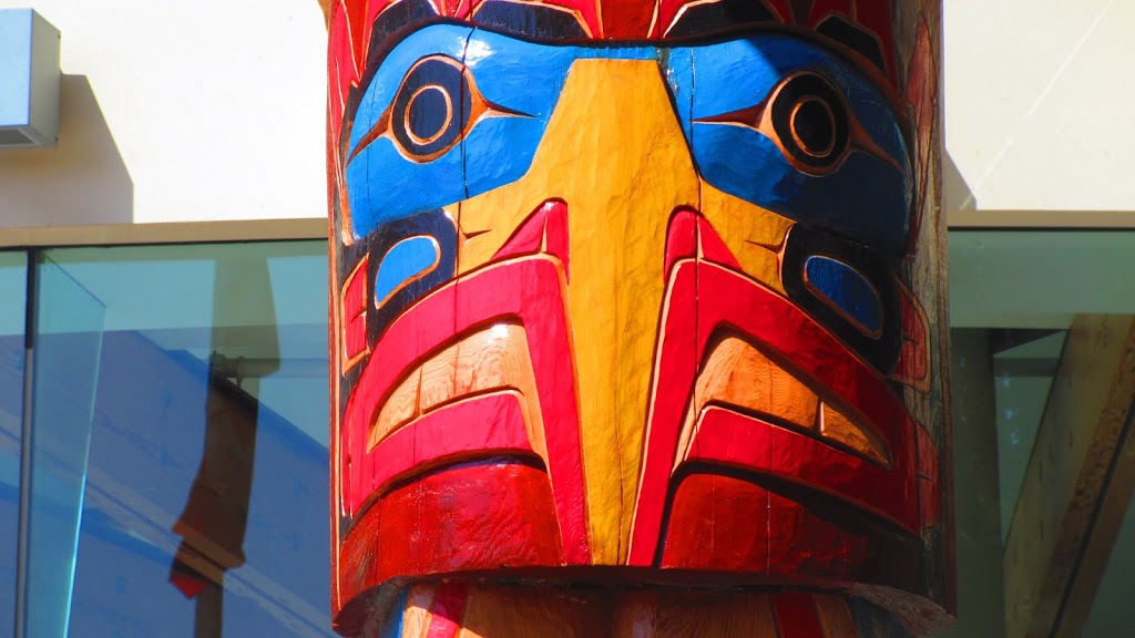 Gordon Smith Gallery of Canadian Art | 2121 Lonsdale Ave, North Vancouver, BC V7M 2K6, Canada | Phone: (604) 998-8563