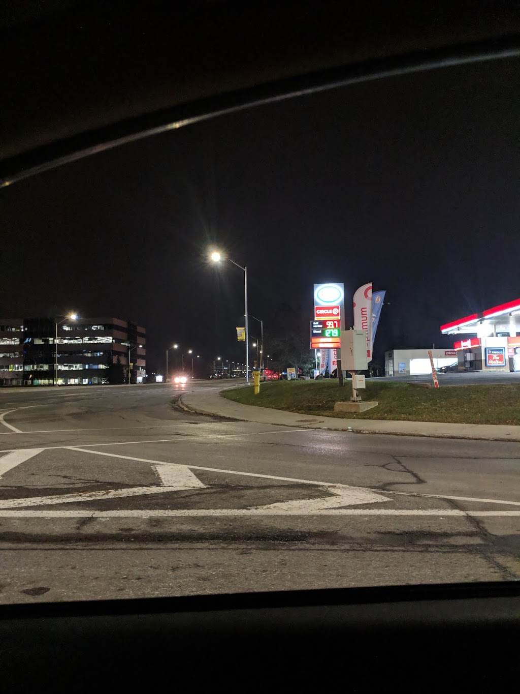 Esso | 479 March Rd, Kanata, ON K2K 2M5, Canada | Phone: (613) 592-0683