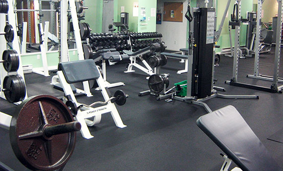 Whibs Gym | 1217 Shuswap Ave, Sicamous, BC V0E 2V0, Canada | Phone: (800) 208-9244