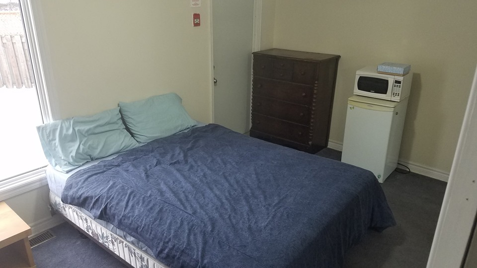 Ottawa Lovely | 9 Bratislava Ct, Nepean, ON K2G 3M7, Canada | Phone: (613) 400-4406