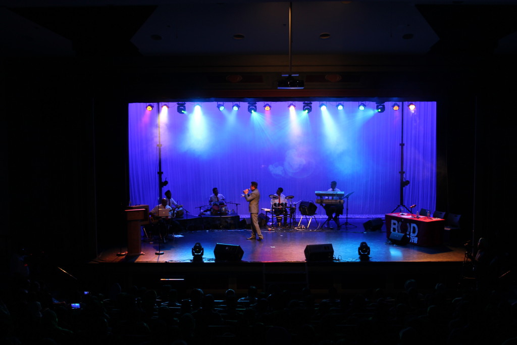 Calgary Show Services Ltd. | 3009 23 Ave SW, Calgary, AB T3E 0J3, Canada | Phone: (403) 397-2271