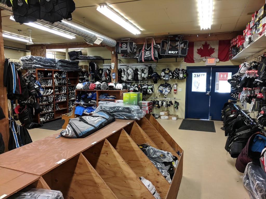 Game Time Sports | store | 500 Vees Dr, Penticton, BC V2A 7Y6, Canada | 2504927447 OR +1 250-492-7447