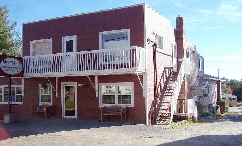 Le Rhum Antic | 592 QC-220, Bonsecours, QC J0E 1H0, Canada | Phone: (450) 532-4618